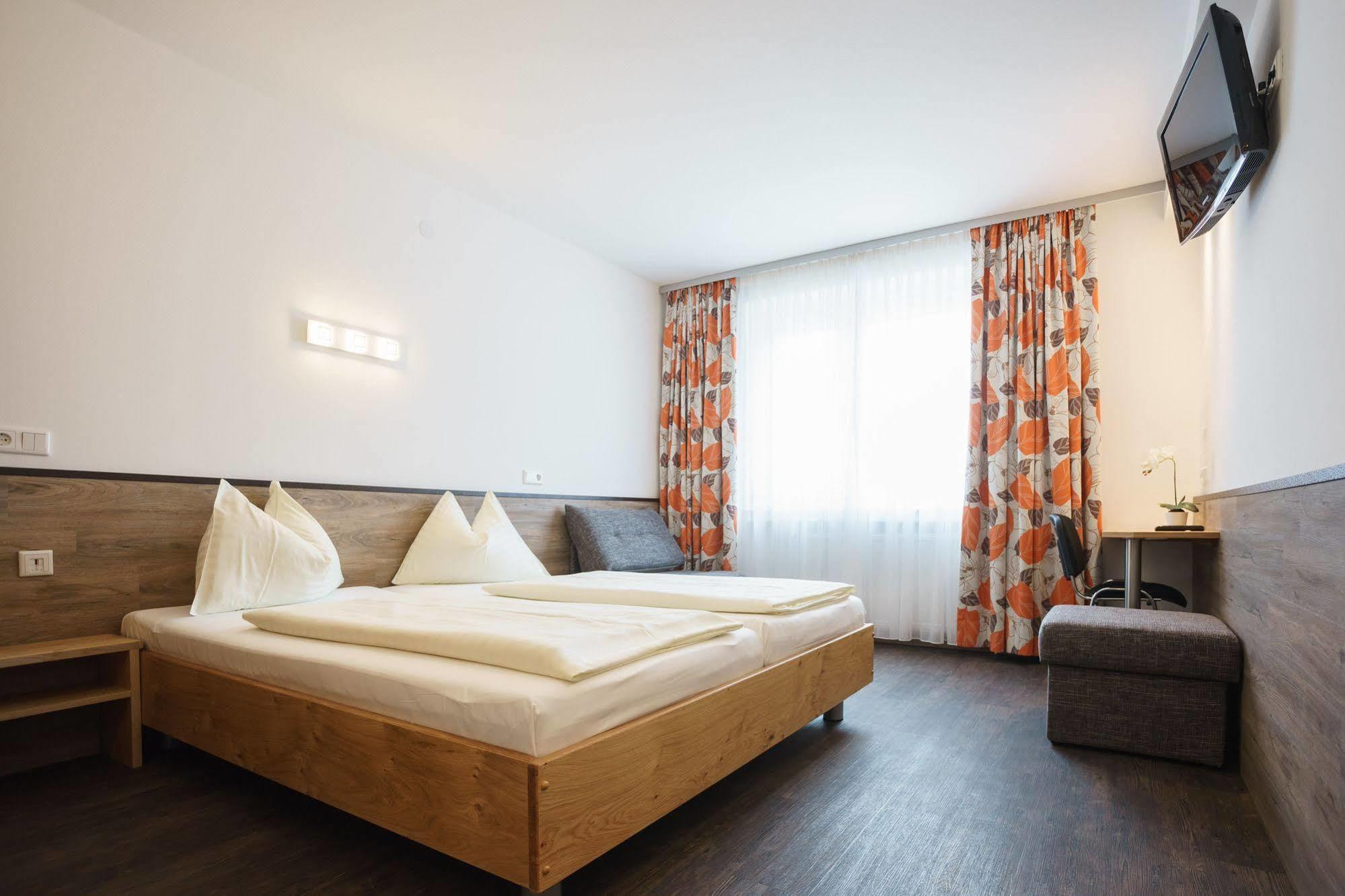 Hotel Drei Kreuz Salzburg Kültér fotó